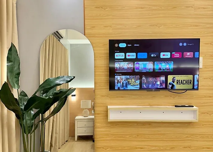 アパート Stylish Unit With Balcony In Grace Residences *